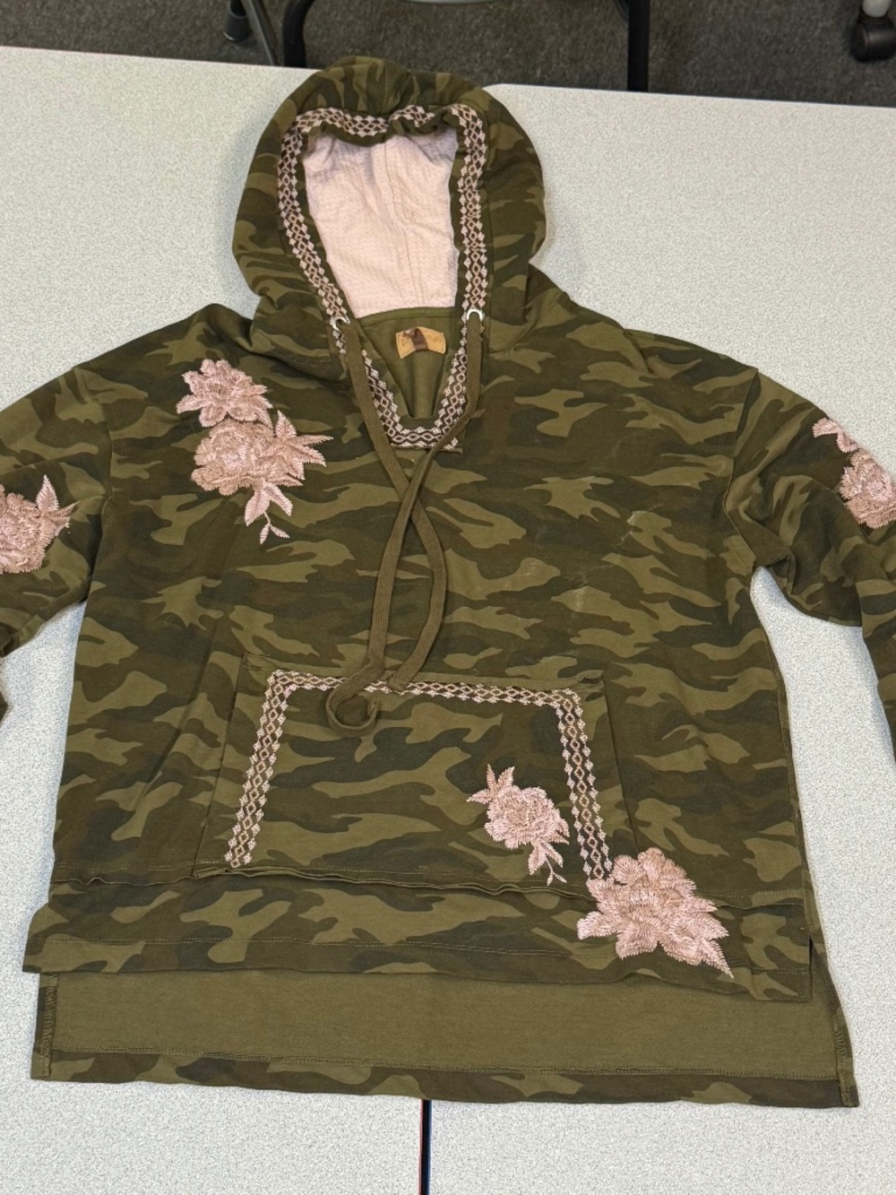 Driftwood/Free People teddy camo hoodie with pink embroidered flowers size S